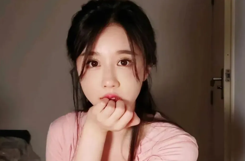 轩子巨2兔：没老公，也没对象，一直单身，很缺爱！向往婚姻，但不当高龄产妇！